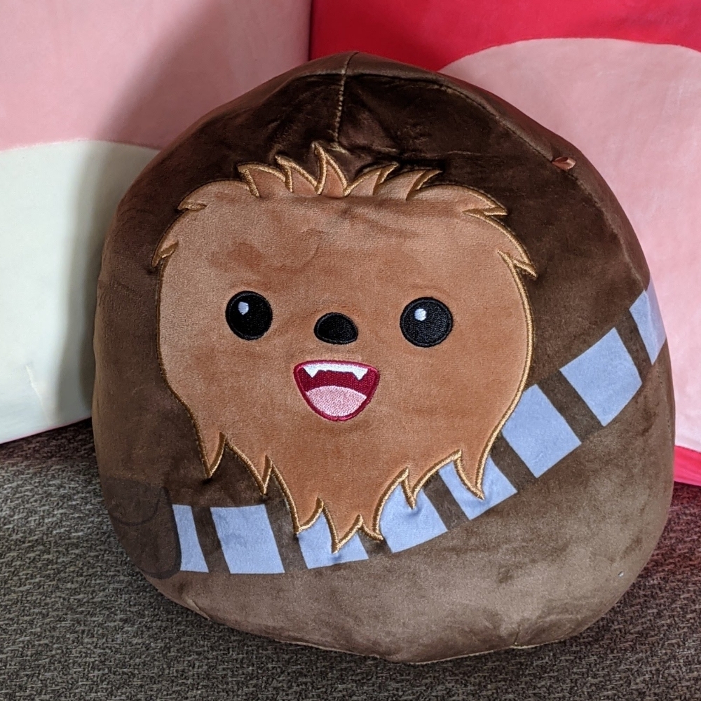 BNwt chewbacca 10" squishmallow